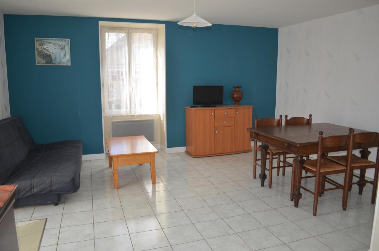 Bed and Breakfast Logis De Chezelles Sidiailles Exterior foto