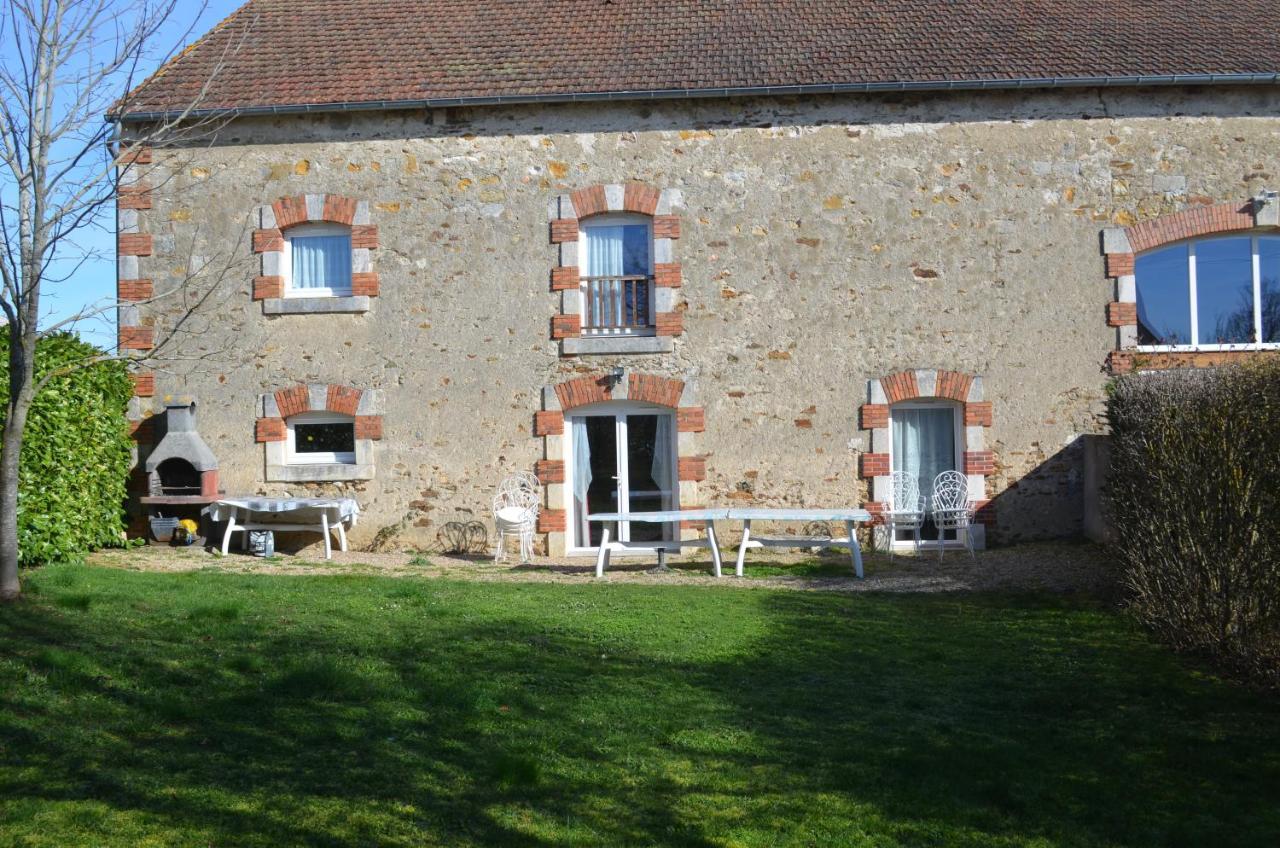Bed and Breakfast Logis De Chezelles Sidiailles Exterior foto