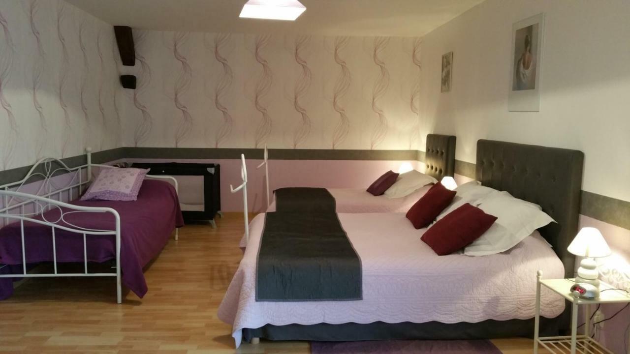 Bed and Breakfast Logis De Chezelles Sidiailles Exterior foto