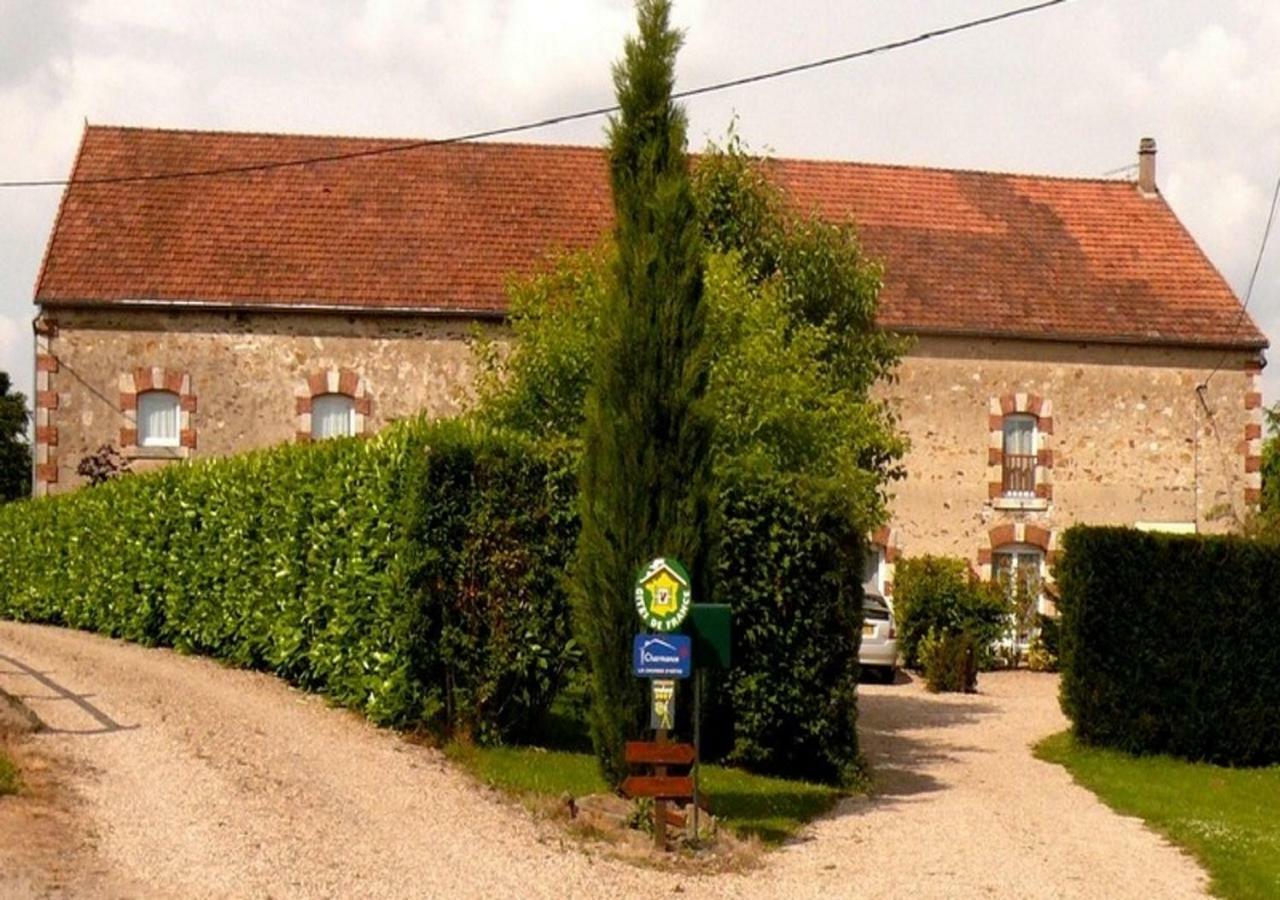 Bed and Breakfast Logis De Chezelles Sidiailles Exterior foto